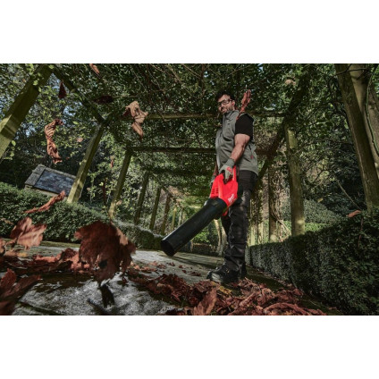 Ручная воздуходувка Milwaukee M18 FUEL M18FBLG3-0 4933493301 (без АКБ)