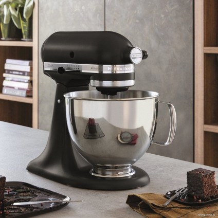 Кухонная машина KitchenAid 5KSM125EBM