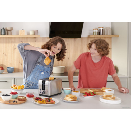 Тостер Amica TF 3043