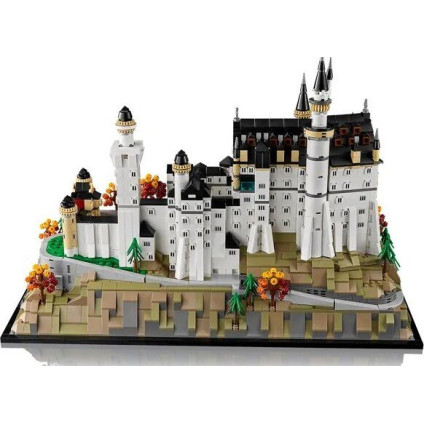 Конструктор LEGO Architecture 21063 Neuschwanstein Castle