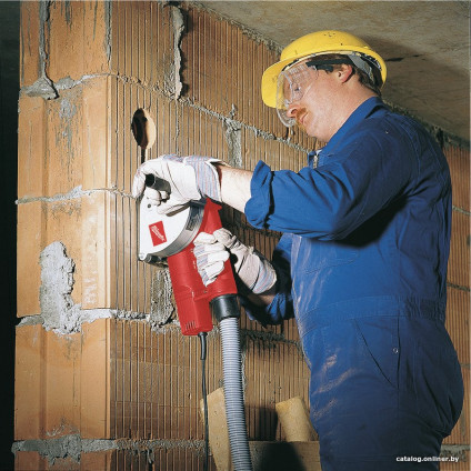 Штроборез Milwaukee WCE 30 [4933383855]