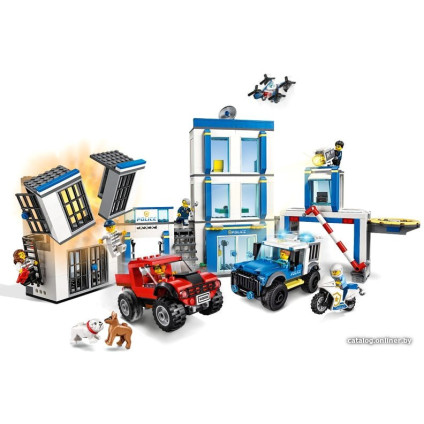 Конструктор LEGO City 60246 Полицейский участок