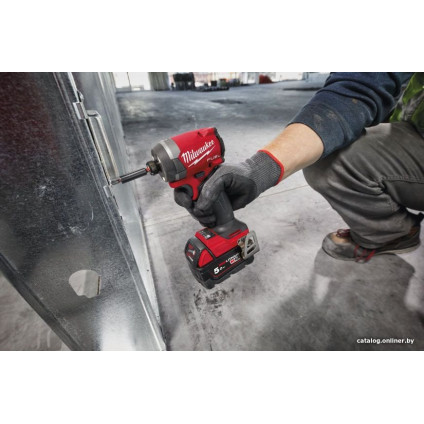 Винтоверт Milwaukee M18 FUEL M18FID3-502X 4933479865 (с 2-мя АКБ, кейс)