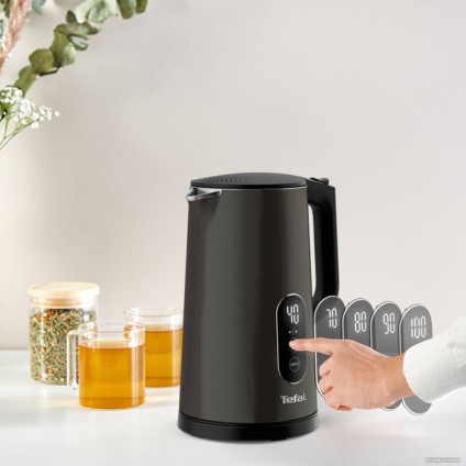 Электрический чайник Tefal KI831E10