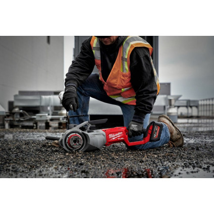 Инструмент для нарезания/восстановления резьбы Milwaukee M18 FUEL M18FPT2-0C 4933478596 (без АКБ)