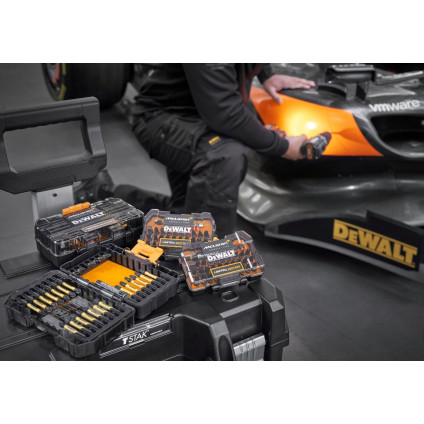 DeWalt DCK200MM2T (шуруповерт, винтоверт, 2 АКБ, кейс)