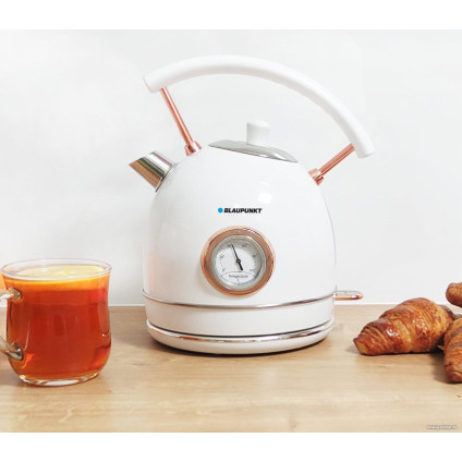 Электрический чайник Blaupunkt EKS802WH