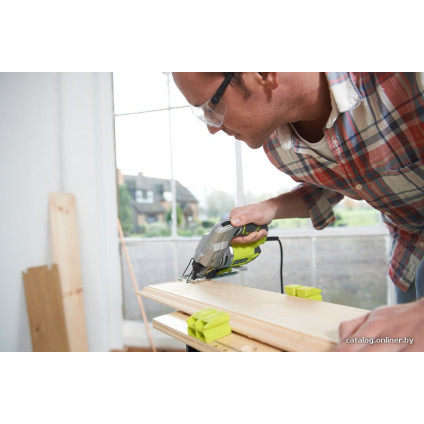 Электролобзик Ryobi RJS1050-K