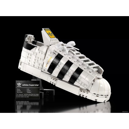 Конструктор LEGO 10282 Кроссовки adidas Originals Superstar