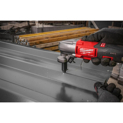Высечные электрические ножницы Milwaukee M12 FNB16-402X 4933479619 (с 2-мя АКБ, кейс)