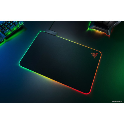 Коврик для мыши Razer Firefly V2