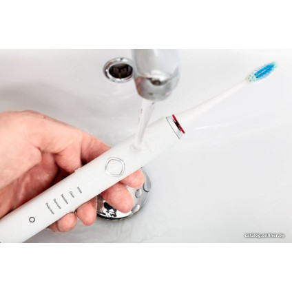 Электрическая зубная щетка Eldom Sonic SD200B