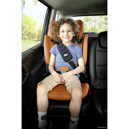 Детское автокресло Britax Romer Kidfix i-Size (golden cognac)