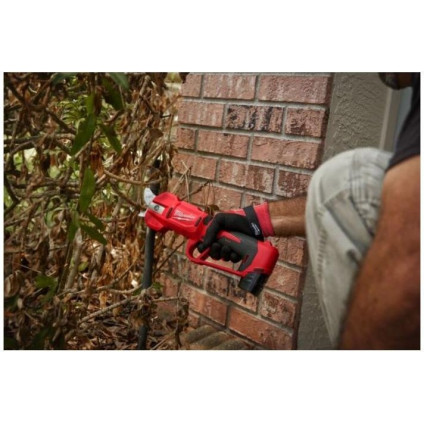 Секатор Milwaukee M12BLPRS-202 4933480115 (с 2-мя АКБ)