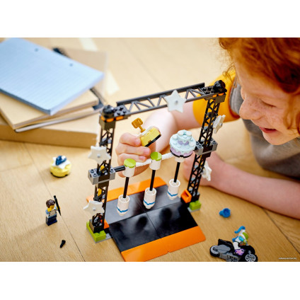Конструктор LEGO City 60341 Трюковое испытание Нокдаун