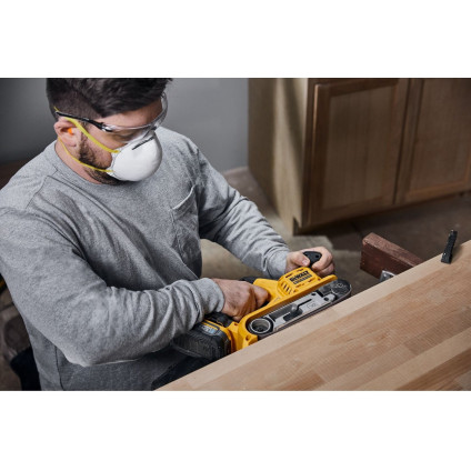 Ленточная шлифмашина DeWalt DCW220NT (без АКБ, кейс)