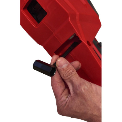 Аккумуляторная пила Milwaukee M18 FCHS35-0 Fuel 4933479678 (без АКБ)