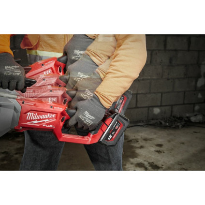 Инструмент для нарезания/восстановления резьбы Milwaukee M18 FUEL M18FPT2-0C 4933478596 (без АКБ)