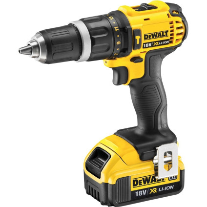 DeWalt DCK285M2 (шуруповерт, винтоверт, 2 АКБ, кейс)