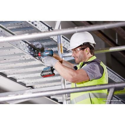 Гайковерт Bosch GDX 18V-200 C Professional 06019G4201 (с 2-мя АКБ, кейс)