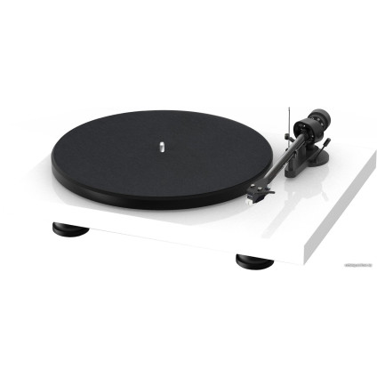 Виниловый проигрыватель Pro-Ject Debut Carbon EVO (белый глянец)