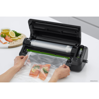 Вакуумный упаковщик FoodSaver FFS017X
