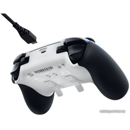 Геймпад Razer Wolverine V2 Pro (белый)