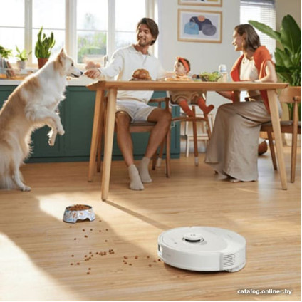Робот-пылесос Roborock Q8 Max (с английской озвучкой, белый)