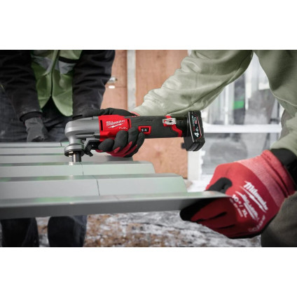 Высечные электрические ножницы Milwaukee M12 FNB16-402X 4933479619 (с 2-мя АКБ, кейс)