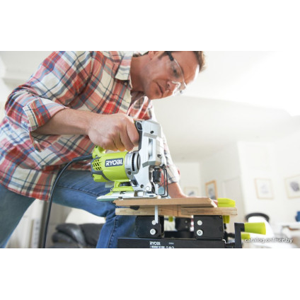 Электролобзик Ryobi RJS1050-K