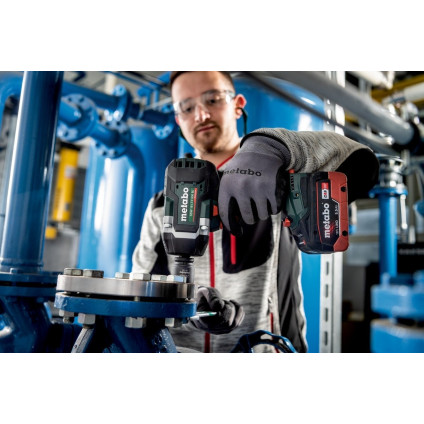 Гайковерт Metabo SSW 18 LTX 800 BL 602403660 (с 2-мя АКБ, кейс)