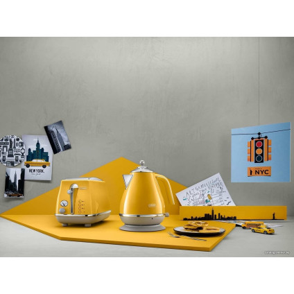 Электрический чайник DeLonghi Icona Capitals KBOC2001.Y