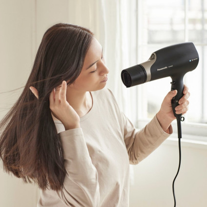 Фен Panasonic EH-NA67P-N825