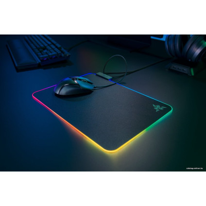 Коврик для мыши Razer Firefly V2