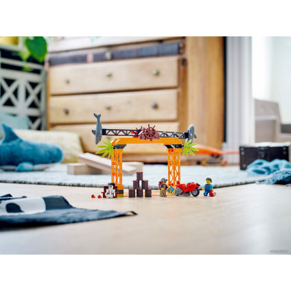 Конструктор LEGO City 60342 Трюковое испытание Нападение акулы