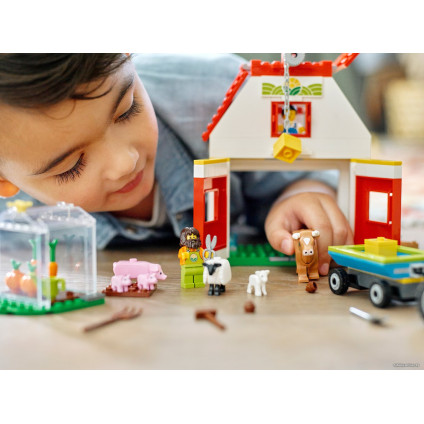 Конструктор LEGO City 60346 Ферма и амбар с животными