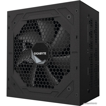 Блок питания Gigabyte UD750GM