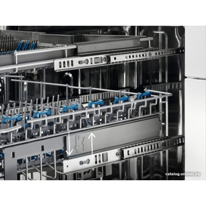 Встраиваемая посудомоечная машина Electrolux 900 ComfortLift KECA7400W