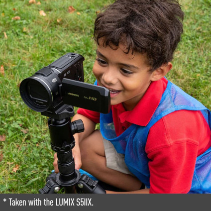 Видеокамера Panasonic HC-V900