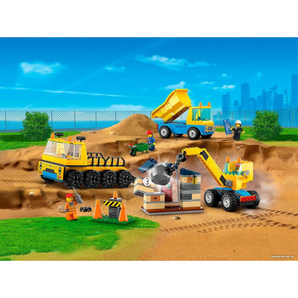 Конструктор LEGO City 60391 Строительные машины и кран с шаром для сноса