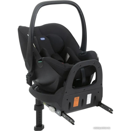 Детское автокресло Chicco Kory Essential (черный)