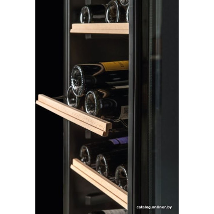 Винный шкаф La Sommeliere CTVNE147
