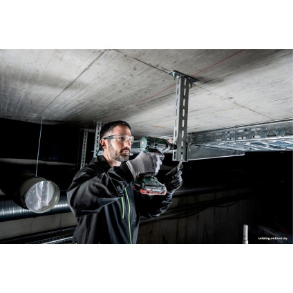 Гайковерт Metabo SSW 18 LTX 300 BL 602395800 (с 2-мя АКБ, кейс)