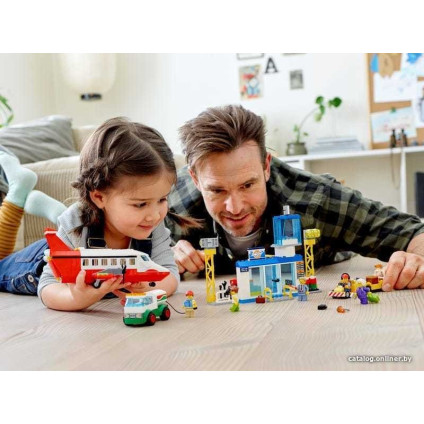Конструктор LEGO City 60261 Городской аэропорт