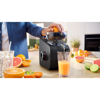 Мясорубка Bosch Serie 6 MFWS670B