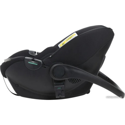 Детское автокресло Chicco Kory Essential (черный)