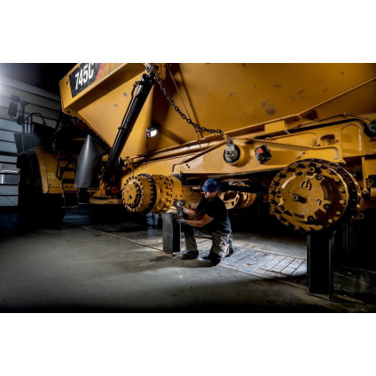 Гайковерт Metabo SSW 18 LTX 1750 BL 602402660 (с 2-мя АКБ, кейс)