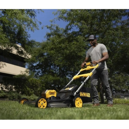 Газонокосилка DeWalt DCMWSP550N (без АКБ)