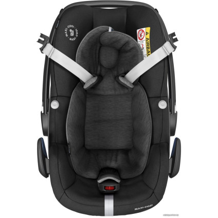 Детское автокресло Maxi-Cosi Pebble Pro i-Size (essential black)