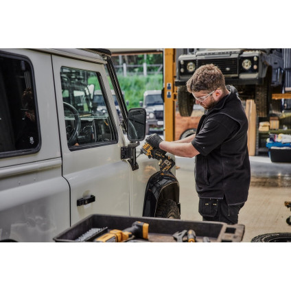 Винтоверт DeWalt DCF850NT (без АКБ, кейс)